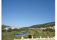 2 bed Penthouse panoramic golf views 130,000 euros