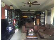 Beautiful House on Prestigious Golf Course
