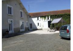 A HORSE?- OF COUSE! Fabulous family home on 17.5 ha in sunny SW France