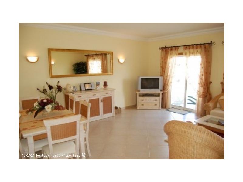 2 bedroom apartment with pool in Lagos, Algarve, Portugal