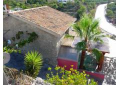 Unique renovated Finca , sunny, open view , fruit trees ; your own mountainside