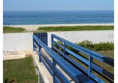 Front beach vila