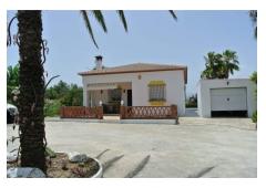 3 bed villa with seperate guest house