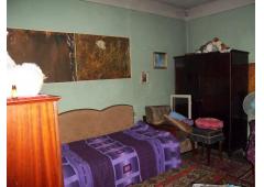 We sell our house in Bucharest to foreign people, business people, investors