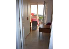 Apartment near sea