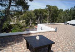 BEAUTIFUL HOUSE FOR SALE IN FRONT OF THE SEA