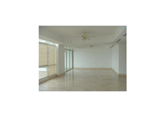 AMAIZING CONDO FOR RENT