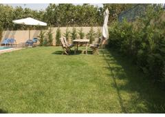 Detached 245m2 seaside house, with private swimmimg pool and garden