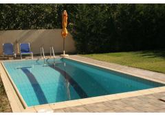 Detached 245m2 seaside house, with private swimmimg pool and garden