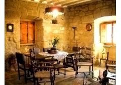 ANTIQUE PALACE 16TH CENTURY FOR RENTAL AS PRIVATE HOME OR RURAL BUSINESS (RIOJA HIGHLAND, SPAIN)