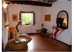 Apartment for short rental to artists