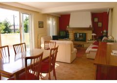 3-bed house + studio flat for sale near Marseille, France