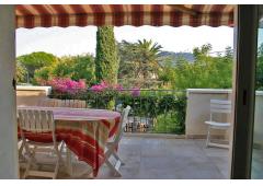 3-bed house + studio flat for sale near Marseille, France