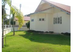 Bungalow in Hua Hin for sale.