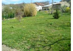 3 bedroom house large garden and barn in countryside