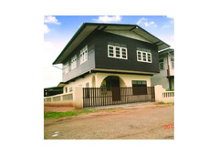 Single home 2 storey near the main road for sale