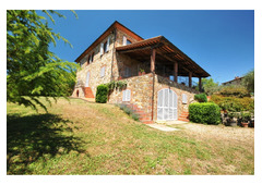 Beautiful holiday farmhouse with pool recently just a few kilometres far from Siena