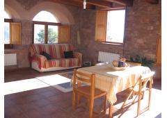 COTTAGE FOR SALE 40 KM FROM BARCELONE