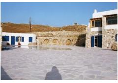 LUXURY VILLA IN MYKONOS