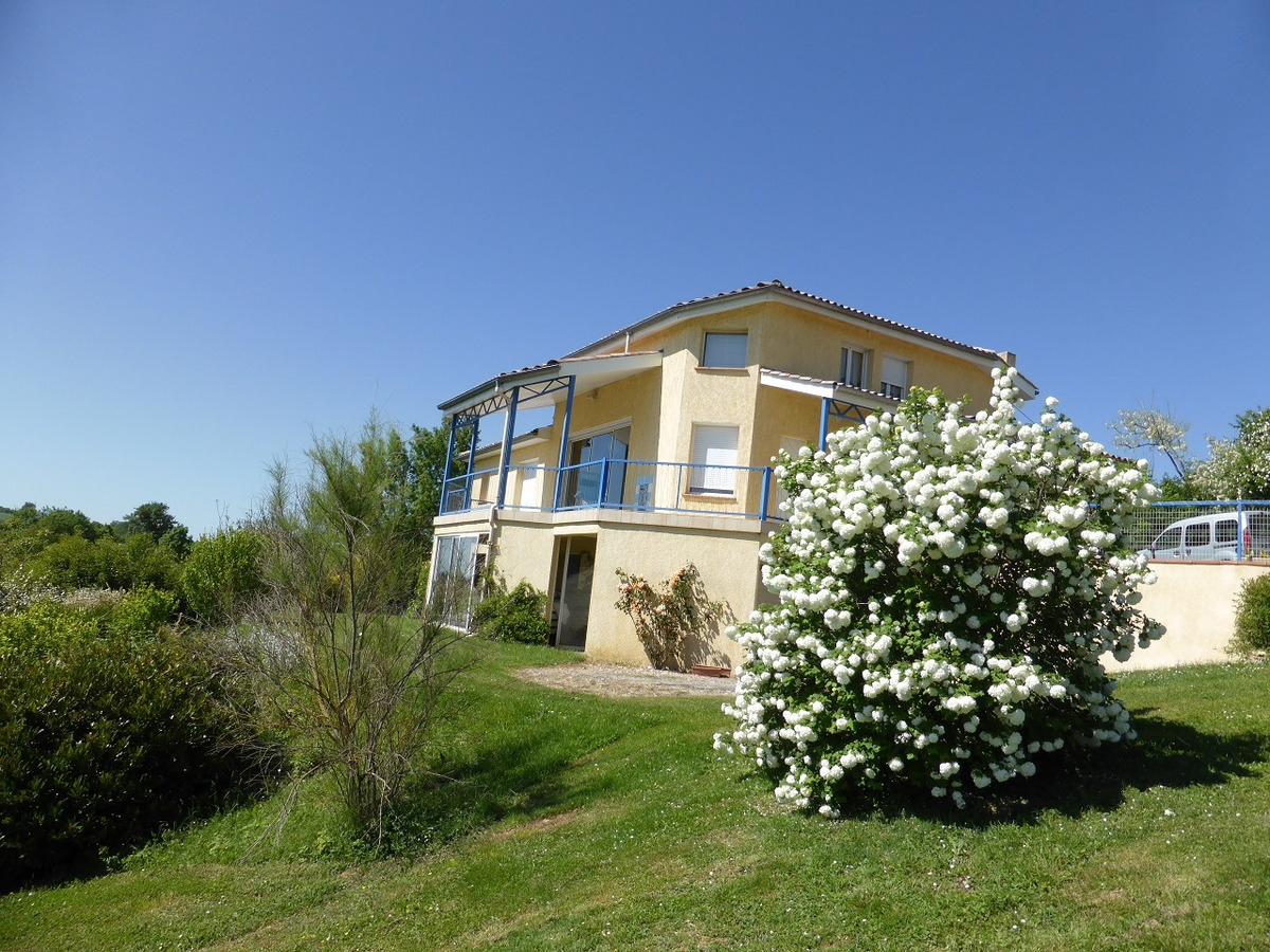 GERS, nice house on the top of the hills Seysses Saves » Property Sales