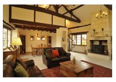 Great opportunity to own this beautifully and professionally restored farmhouse in the Dordogne.