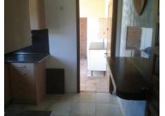 Beautiful 5 Bedroom 2 Bathroom Villa with Private Pool & Parking