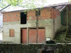 Country house to renovate near Natural Park