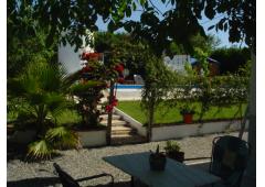 villa +land for sale near granada