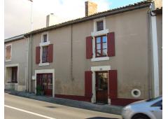 Lovely 19th Century stone built town house