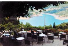 For sale a newly built 3-floor building of 300sq