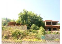 For sale a newly built 3-floor building of 300sq