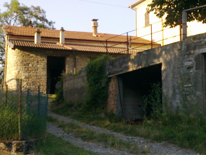 Chalet in Bardi on Parma hills Bardi » Property Sales,Rent Listing