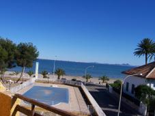3 bedroom flat, opposite to the sea, wonderful views.