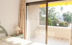 Fully furnished 2 Bedroom - 2 Bathroom Middle Floor Apartment in Atalaya Golf - Marbella