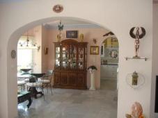 Four bed detached villa