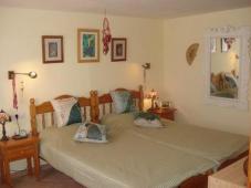 Four bed detached villa