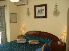 Four bed detached villa