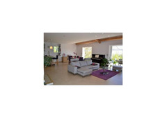 Alpes-Maritimes : Tourrettes sur loup - Hab surface: 140 sq metres - Land: 1600 sq metres