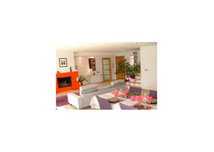 Alpes-Maritimes : Tourrettes sur loup - Hab surface: 140 sq metres - Land: 1600 sq metres