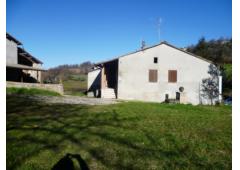 Property Farmhouse and COUNTRY HOUSE in Italy CANOSSA for Bed and Breakfast or Farm 25 acres land