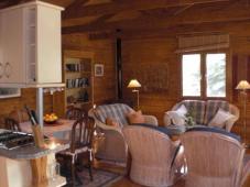 Located in the mountains of Pizarra, Málaga For Short Term