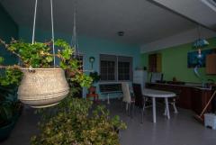 Villa with sea view and rental potential