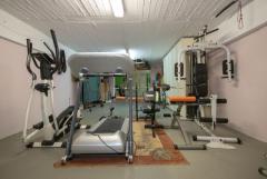 Villa with sea view and rental potential