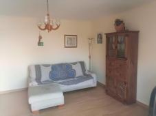 Bright and sunny 3-bedroom flat