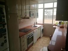 Bright and sunny 3-bedroom flat