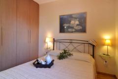 Ground floor apartment with a private terrace in the heart of Corfu