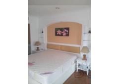 Renovated Ari Townhouse: 4 BR  + 5 Baths, 270 Sq.m for Sale