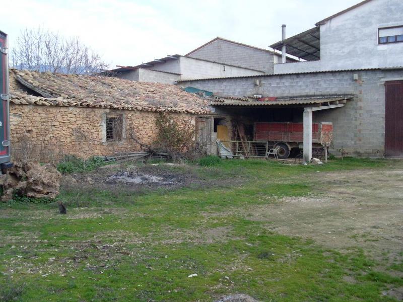 For Sale. Rustic Land. Permission to Build 1550 m2, in Estadilla