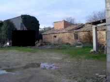 For Sale. Rustic Land. Permission to Build - 1550 m2, in Estadilla, Huesca, Spain.